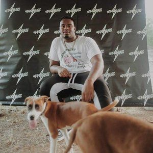 Meet your Posher, Julory